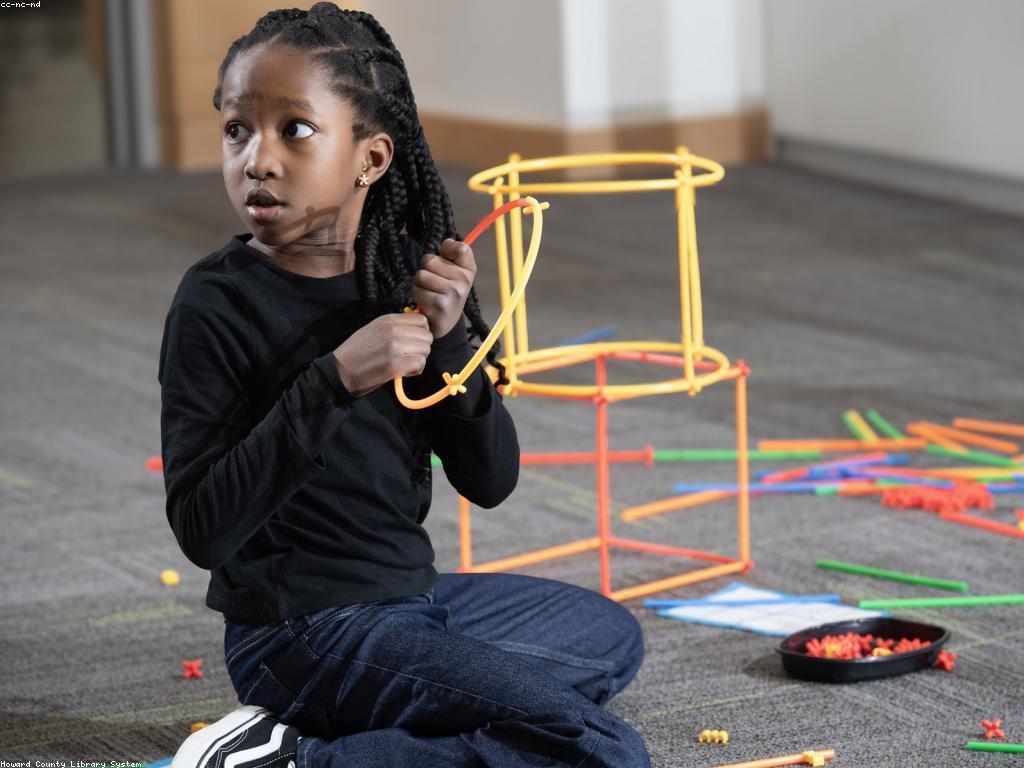 ការបង្ហាញស្លុត: ការបង្ហាញលក្ខណៈនៃស្លុតក្នុងការបង្កើតសិល្បៈ